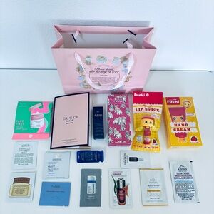 16‑Piece Assorted Skincare & Makeup Beauty Sample Set / Bundle with Gift Bag